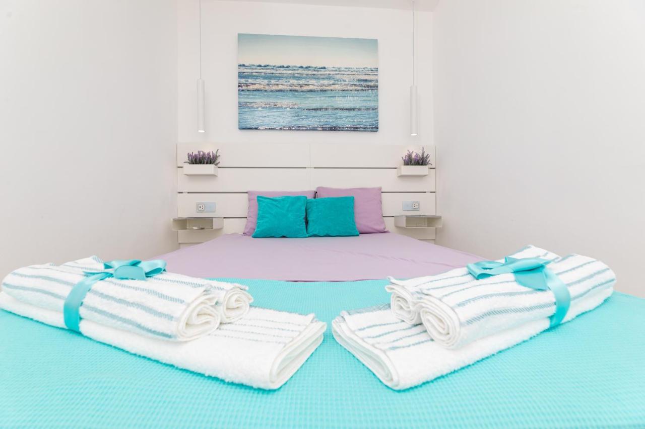 Apartments Aisa* Countryside Holiday Just 500M From The Beach! 克尔克 外观 照片