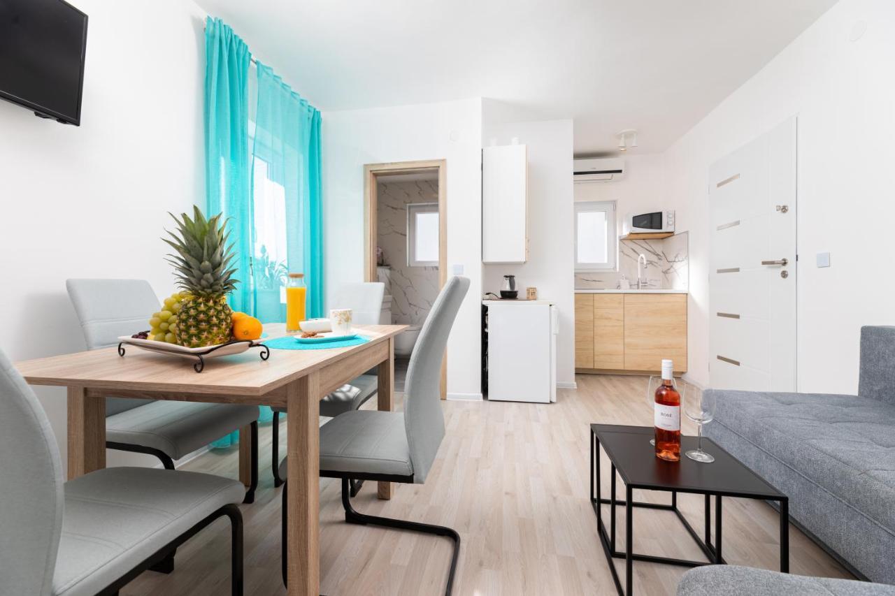 Apartments Aisa* Countryside Holiday Just 500M From The Beach! 克尔克 外观 照片