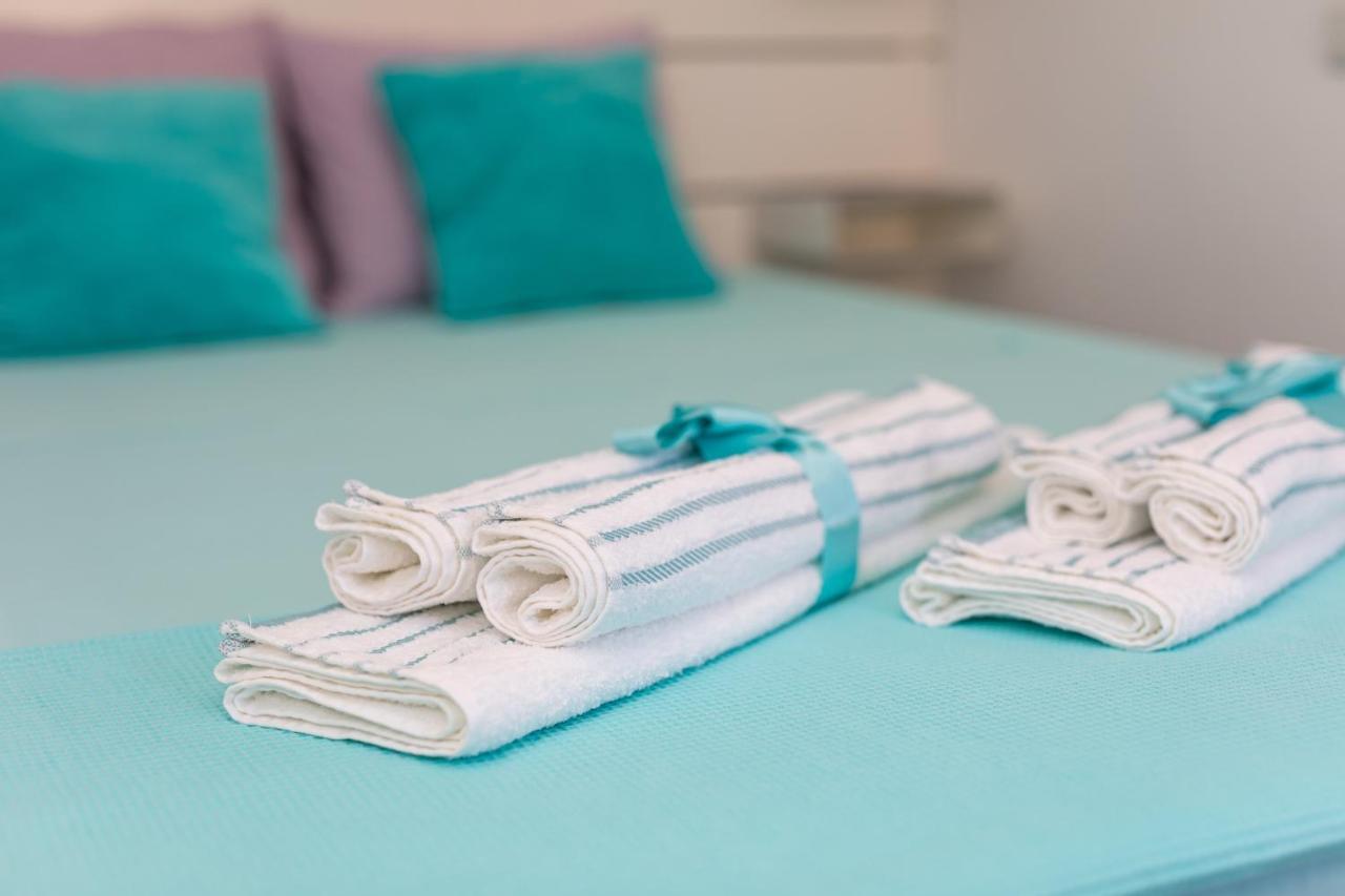 Apartments Aisa* Countryside Holiday Just 500M From The Beach! 克尔克 外观 照片