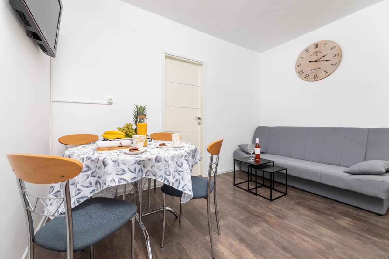 Apartments Aisa* Countryside Holiday Just 500M From The Beach! 克尔克 外观 照片